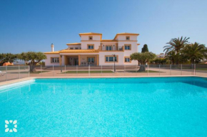 Villa Happy Family by Abahana Villas